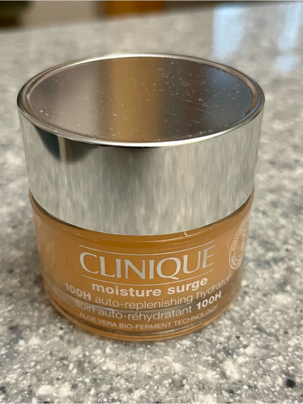 NWT Clinique Moisture Surge Jar in Amber with Silver Cap